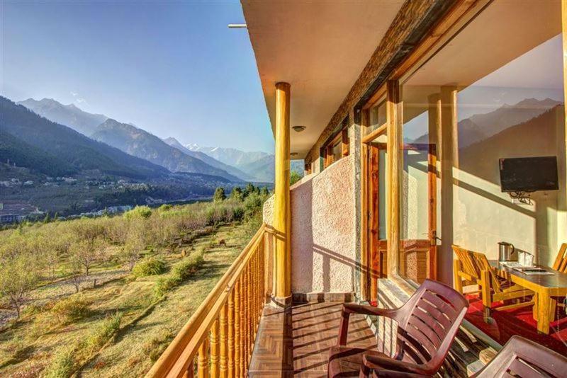 Hotel Mountain Face Manāli エクステリア 写真